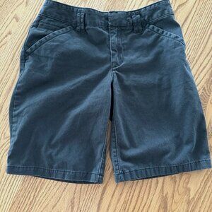 Eddie Bauer Legend Wash Shorts – Size 2